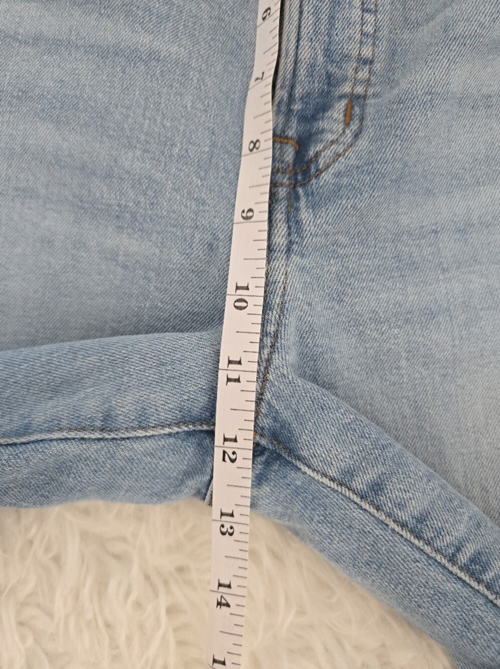 Madewell The Perfect Vintage Straight Jean: Knee-Rip Edition. Size 28. - Picture 7 of 11